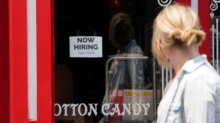 Economic oddity: Record job openings and many unemployed