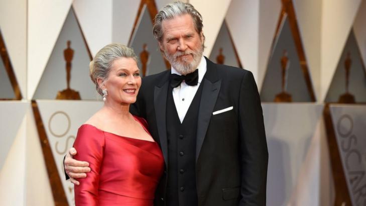 Jeff Bridges says tumor shrank, COVID 'in rear view mirror'