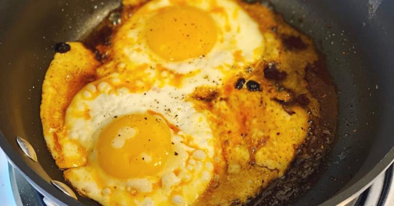 I Tried TikTok's 2-Ingredient Chili-Oil Eggs, and It's My New Go-To For Breakfast, Lunch, and Dinner