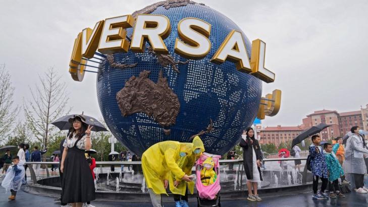 Universal Studios opens Beijing park under anti-virus curbs