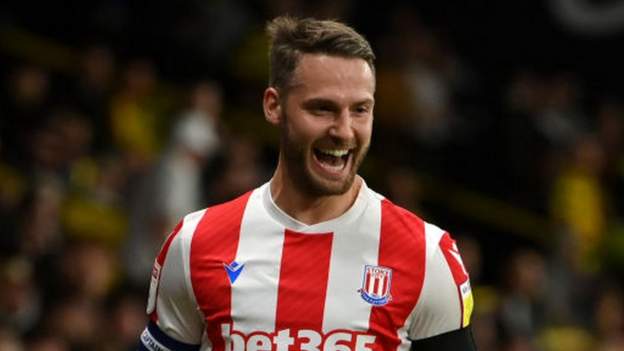 Stoke City 1-0 West Brom - Nick Powell winner ends table-topping Baggies' unbeaten run