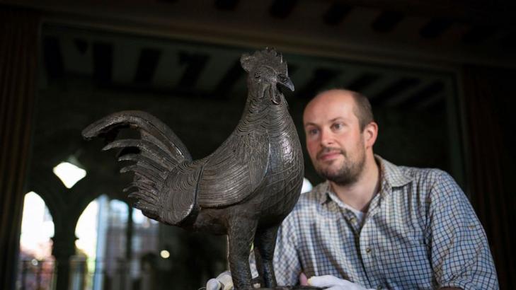 Cambridge college to return looted bronze statue to Nigeria