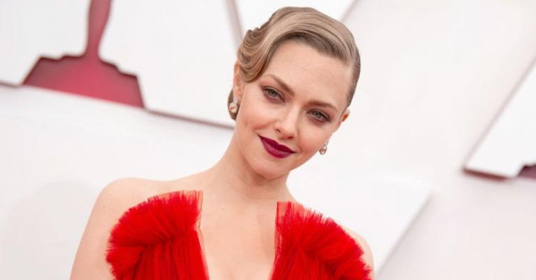 Amanda Seyfried Revealed The "Tricky" Health Challenges She Faced During Her Son's Birth