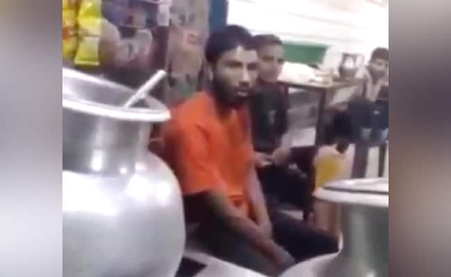 "Aren't You Afraid?": Man Forces Biryani Shop In Delhi To Shut On Diwali