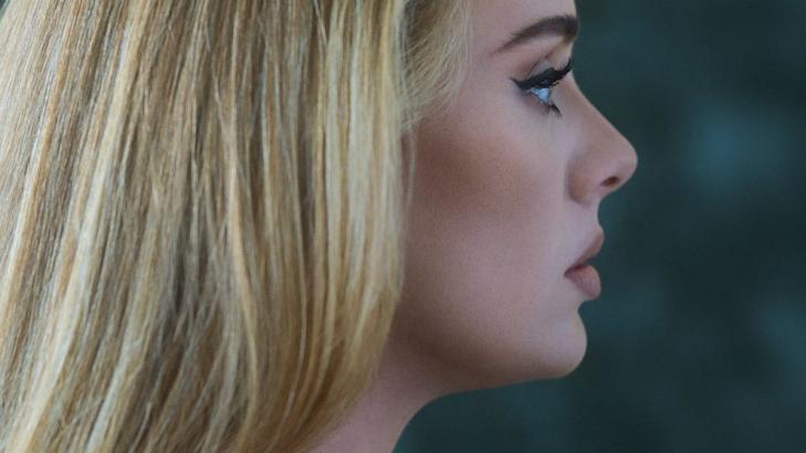 Review: Adele goes beyond heartbreak in powerful '30' album