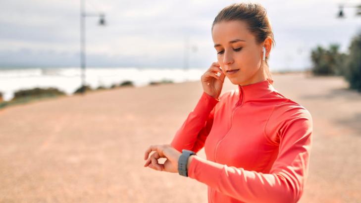 Should You Get a Whoop Band or a Smartwatch?