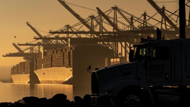 LA port sees record 2021 imports despite supply chain snags