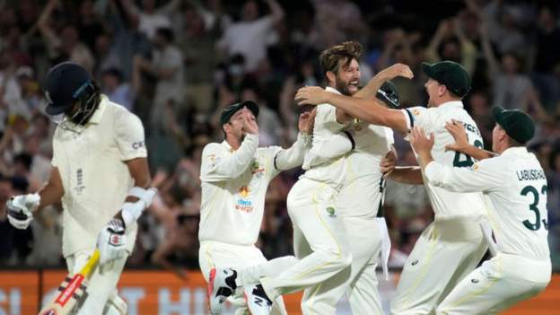 The Ashes: England dominated by Australia on day two of second Test