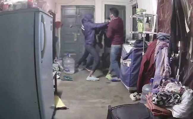 Watch: To Buy Expensive Gift For Girlfriend, 3 Men Robbed A Delhi House