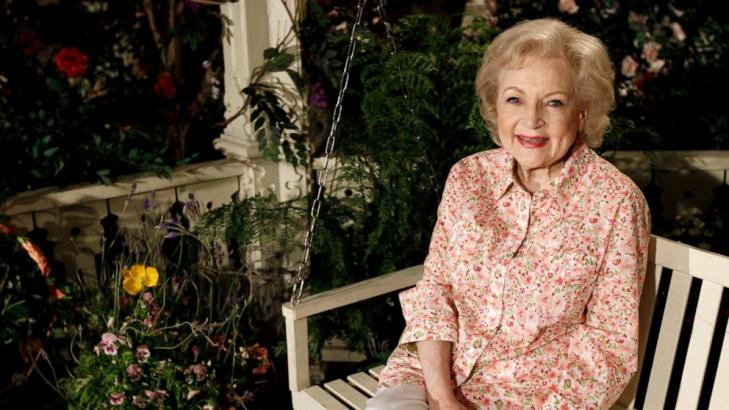 Actors, comedians and president react to Betty White's death