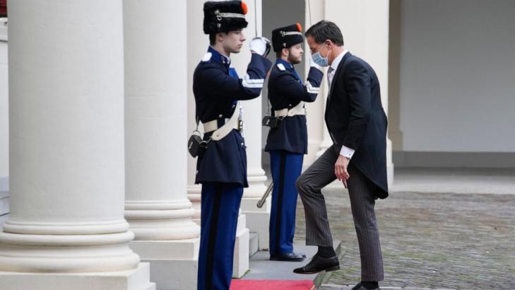 Dutch king swears in new ruling coalition, Rutte's 4th