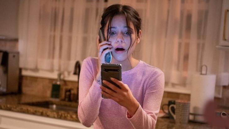 Review: 'Scream' calls again, with plenty of self-mockery