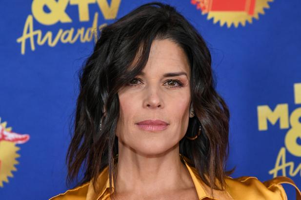 Neve Campbell Told A Story About Being Attacked By A Bear, And I'm Going To Need More Context Immediately