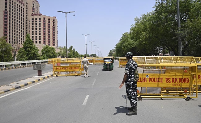 Delhi Weekend Curfew To Stay, Curbs On Private Offices To Ease: Sources