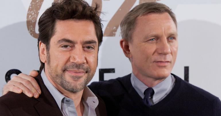 Daniel Craig Did An Entire Video Interview With Javier Bardem Before Realizing His Head Was Bleeding