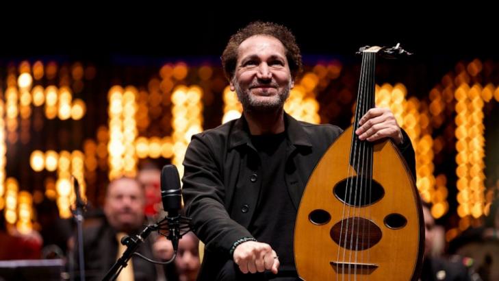 Iconic musician seeks to rebuild Iraq through music