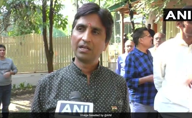 On Kumar Vishwas's Arvind Kejriwal Attack, A U-Turn 2 Days Before Voting