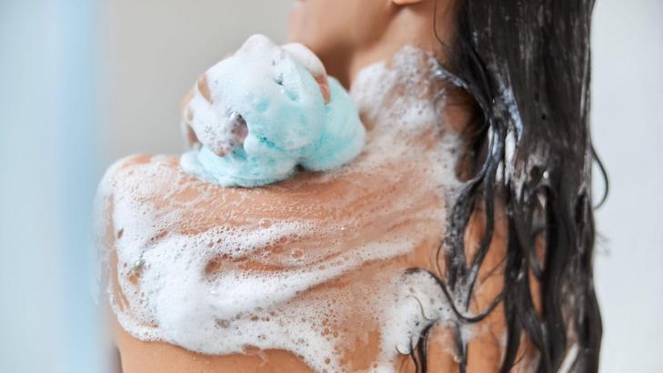 You’re Not Replacing Your Loofah Often Enough (and How to Clean One)