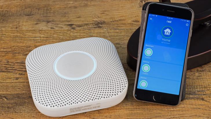 Everything You Need to Know About Smart Smoke Detectors