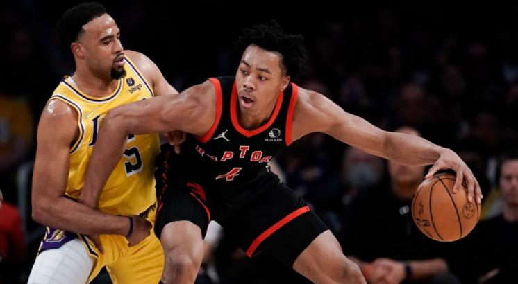 10 things: Barnes shines in Hollywood as Raptors ride big start to win