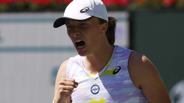 Iga Swiatek beats Maria Sakkari to win Indian Wells title