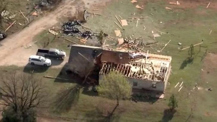 Large tornado touches down in Mississippi amid weather threats in South