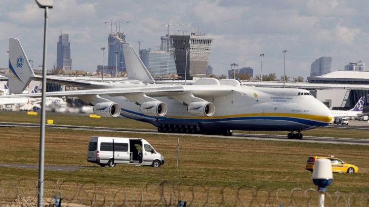 Air traffic controllers' protest delays flights in Warsaw