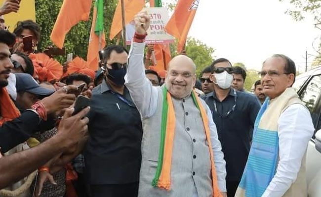 In Madhya Pradesh Tribal Outreach, Amit Shah Distributes Rs 67 Crore