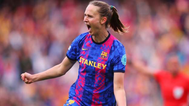 Barcelona 5-1 Wolfsburg: Barca thrash Wolfsburg and set new crowd record for women's game