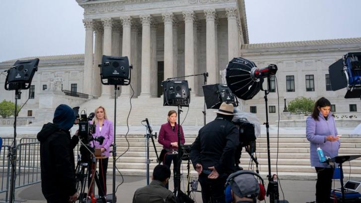 Politico's Supreme Court scoop boosts security concerns