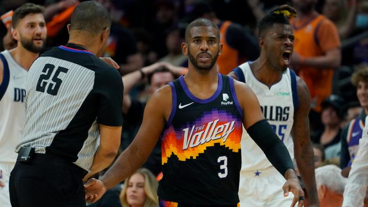 Suns’ Chris Paul accuses fans of putting hands on his family during Game 4