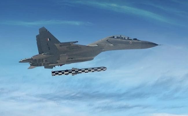 India Test-Fires BrahMos Extended-Range Missile From Sukhoi Fighter Jet