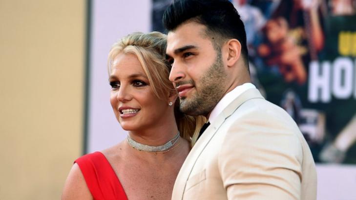 Britney Spears says she's lost baby due to miscarriage