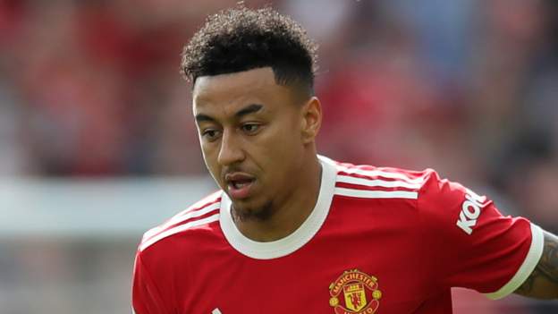 Jesse Lingard: West Ham enquire about Manchester United player