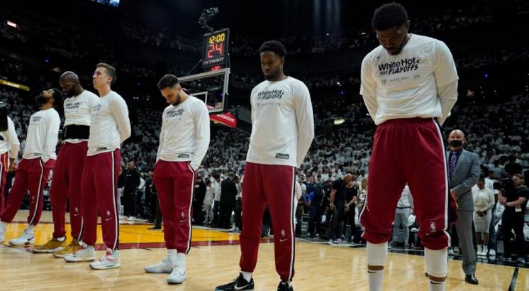 Heat ask fans to call senators to demand ‘support for common-sense gun laws’