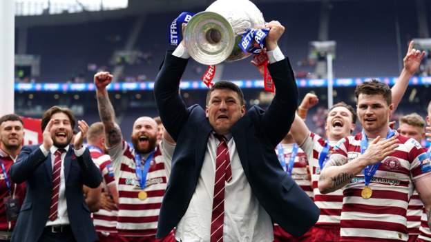 Challenge Cup final: Huddersfield Giants 14-16 Wigan Warriors