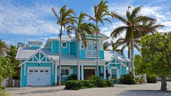 VRBO's 2022 Vacation Homes of the Year (and How Much They Cost)