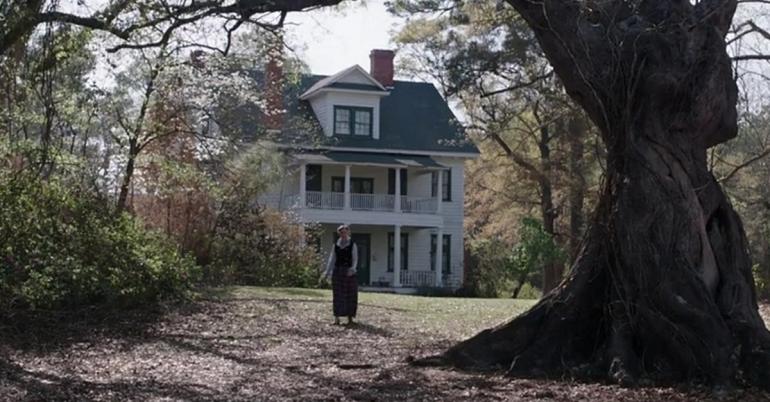 Woman purchases The Conjuring House; plans to start connecting with the dead (6 GIFs)