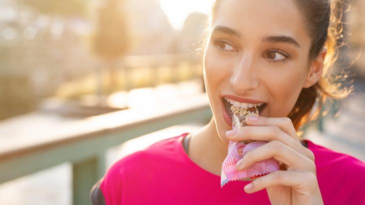 The Energy Bars With the Best Ingredients (and Least Sugar)