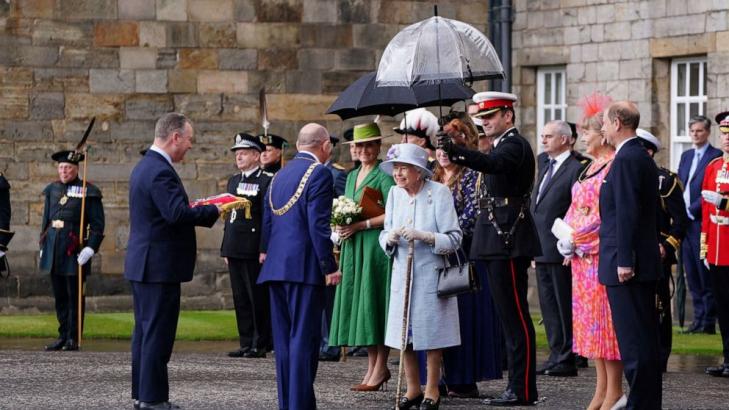 Queen Elizbeth II travels to Scotland for week of events