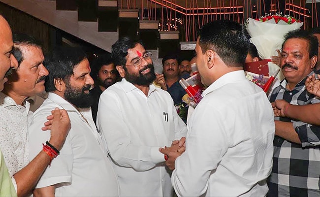 Eknath Shinde Arrives In Mumbai From Goa With Sena Rebels