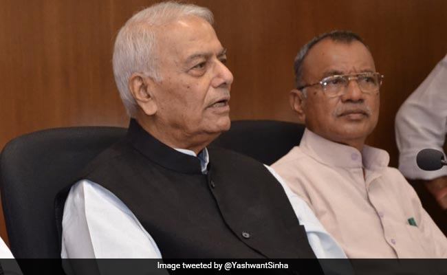 Uddhav Thackeray "Forced" To Support Droupadi Murmu: Yashwant Sinha