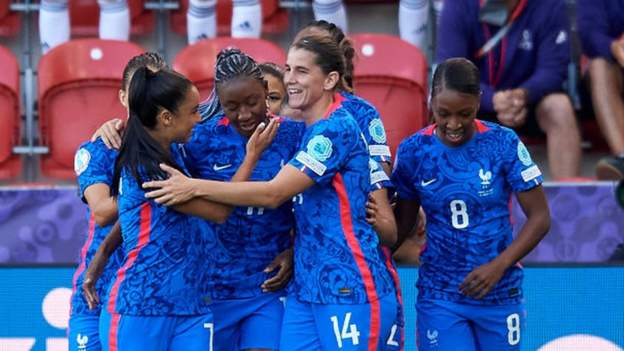 France 2-1 Belgium: France win to progress to knockout stage as group winners