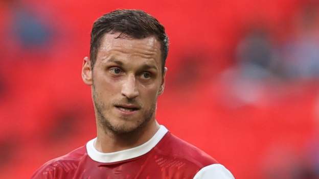 Man Utd's Marko Arnautovic interest 'a PR disaster', says Chris Sutton