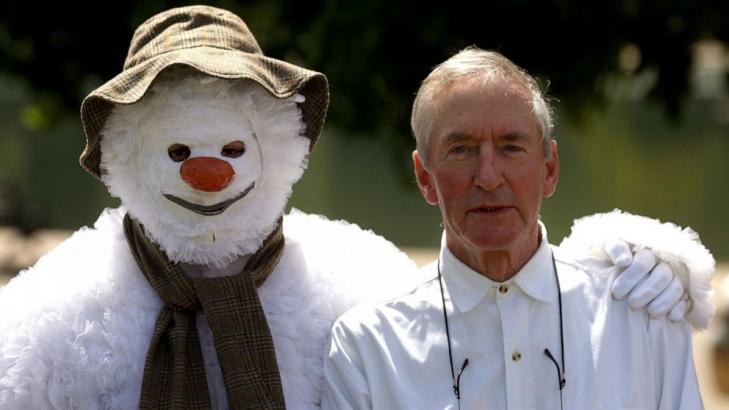 "The Snowman" children's author Raymond Briggs dies at 88