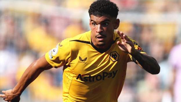 Morgan Gibbs-White: Nottingham Forest agree £25m deal plus add-ons for Wolves midfielder