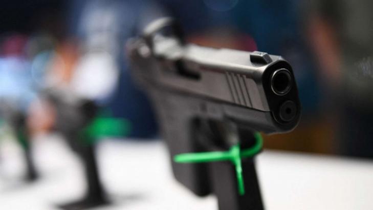 People under felony indictment can't be barred from purchasing guns, judge rules