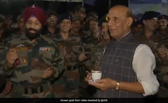 Watch: Soldiers Sing Sandese Aate Hain During Meet With Rajnath Singh