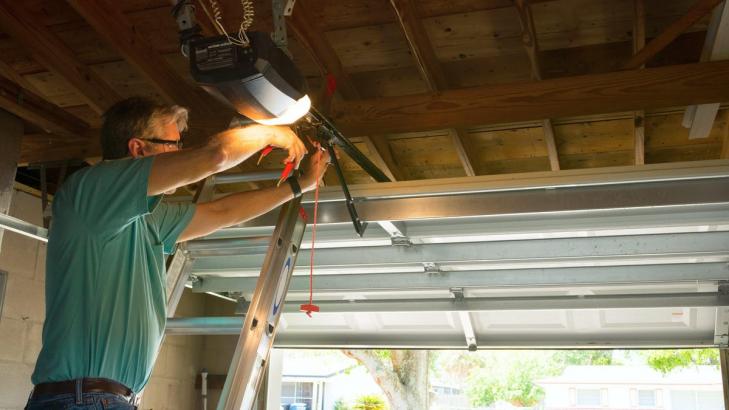 How Much It Costs to Replace or Repair Your Garage Door