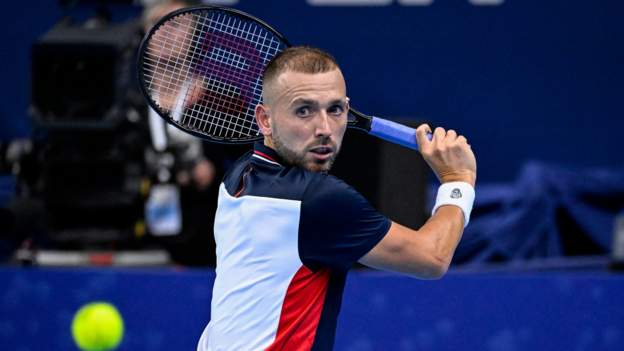 Vienna Open: Britain's Dan Evans beats Karen Khachanov to reach quarter-finals